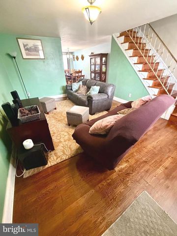 1380 WESTBURY DR, Philadelphia, PA 19151