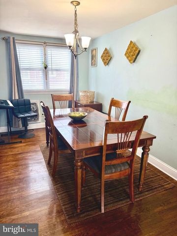 1380 WESTBURY DR, Philadelphia, PA 19151