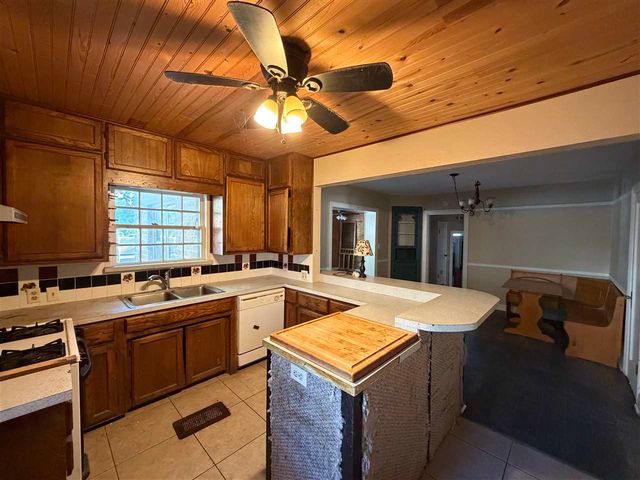 1124 NW Elm Ave, Lawton, OK 73507