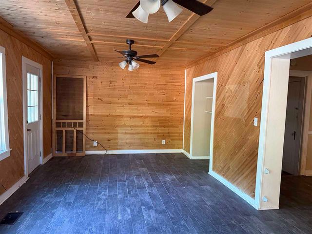 1124 NW Elm Ave, Lawton, OK 73507