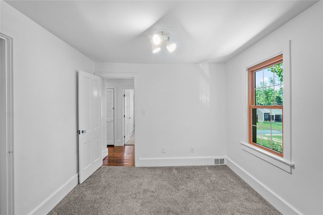301 GLENRUADH Avenue, Erie, PA 16505