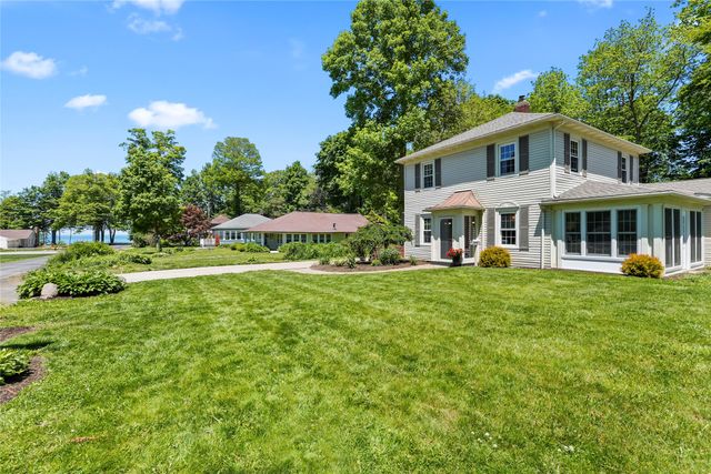301 GLENRUADH Avenue, Erie, PA 16505