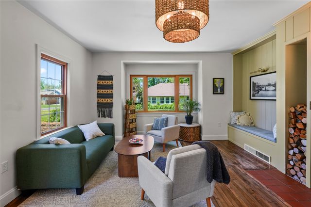 301 GLENRUADH Avenue, Erie, PA 16505