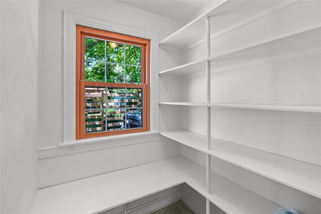 301 GLENRUADH Avenue, Erie, PA 16505