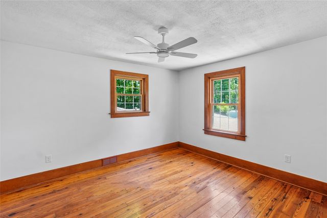 301 GLENRUADH Avenue, Erie, PA 16505