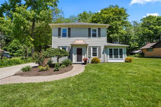 301 GLENRUADH Avenue, Erie, PA 16505