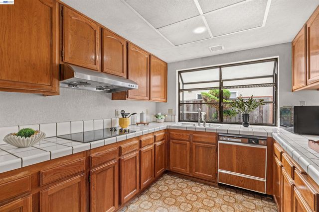 4325 Sedge St., Fremont, CA 94555