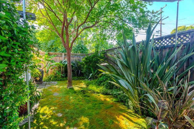 5417 19th Ave, Sacramento, CA 95820