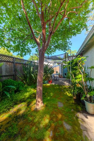 5417 19th Ave, Sacramento, CA 95820