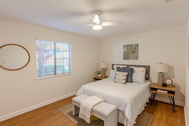5417 19th Ave, Sacramento, CA 95820