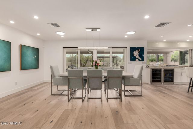 4544 E ONYX Avenue, Phoenix, AZ 85028