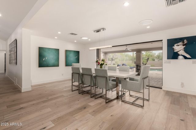 4544 E ONYX Avenue, Phoenix, AZ 85028