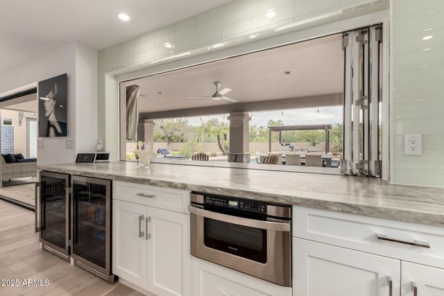 4544 E ONYX Avenue, Phoenix, AZ 85028