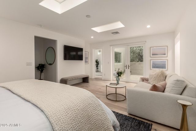 4544 E ONYX Avenue, Phoenix, AZ 85028