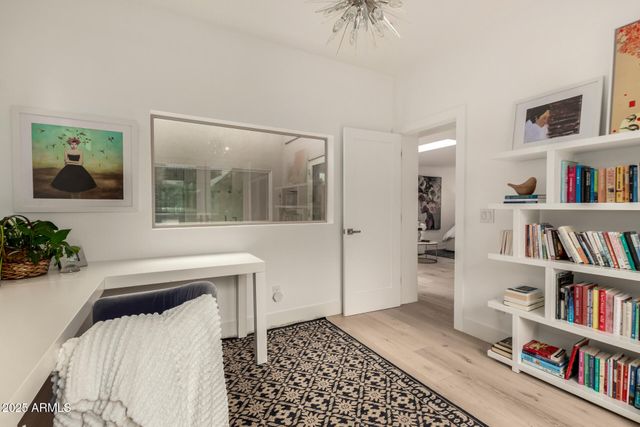 4544 E ONYX Avenue, Phoenix, AZ 85028