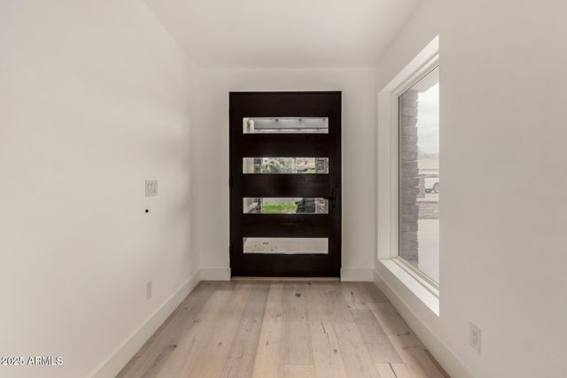 4544 E ONYX Avenue, Phoenix, AZ 85028