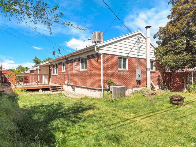 157 W 4400 S, Washington Terrace, UT 84405