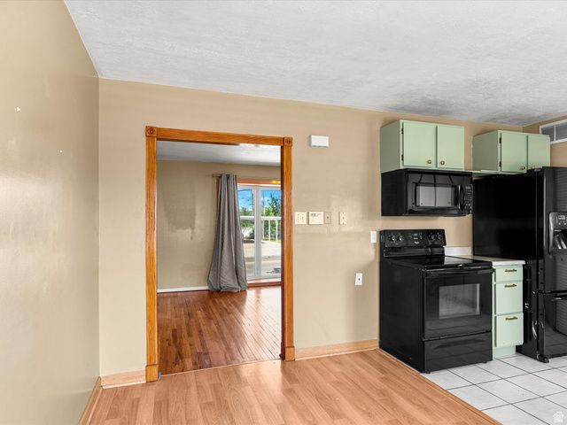 157 W 4400 S, Washington Terrace, UT 84405
