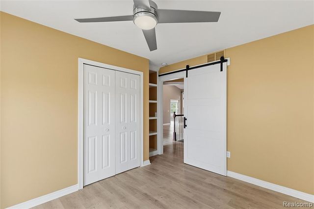 1171 Creekside Court, Burton, MI 48509