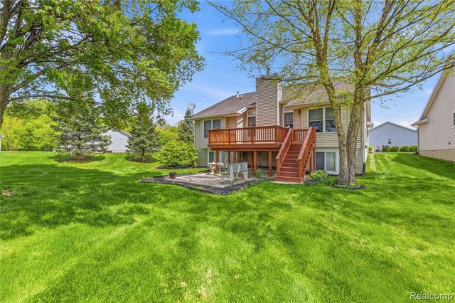 1171 Creekside Court, Burton, MI 48509