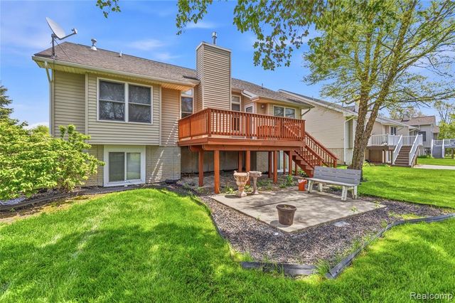 1171 Creekside Court, Burton, MI 48509