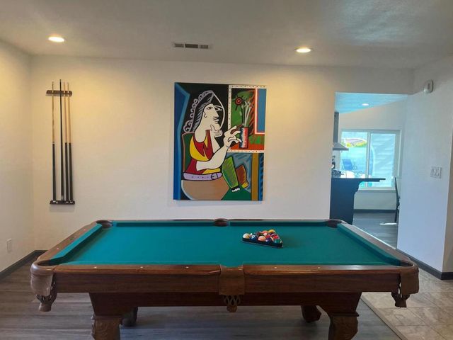 1233 E Via Escuela, Palm Springs, CA 92262