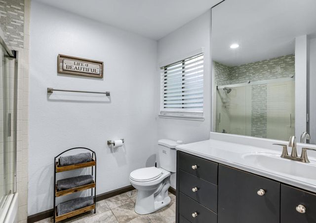 1233 E Via Escuela, Palm Springs, CA 92262