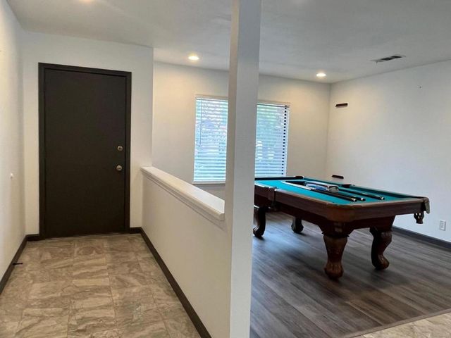 1233 E Via Escuela, Palm Springs, CA 92262