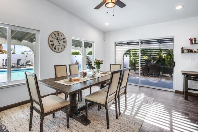 1233 E Via Escuela, Palm Springs, CA 92262