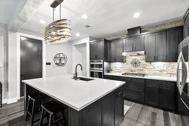 1521 Twistleaf Road, Flower Mound, TX 76226