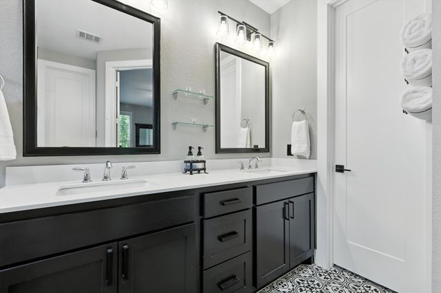 1521 Twistleaf Road, Flower Mound, TX 76226