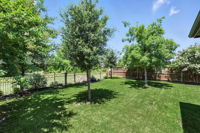 1521 Twistleaf Road, Flower Mound, TX 76226