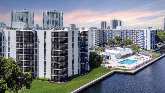 3475 N Country Club Dr 503, Aventura, FL 33180