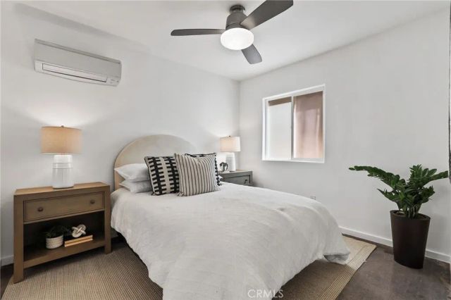 2076 Stanley Avenue, Signal Hill, CA 90755