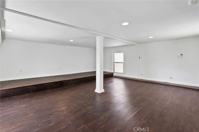 2076 Stanley Avenue, Signal Hill, CA 90755