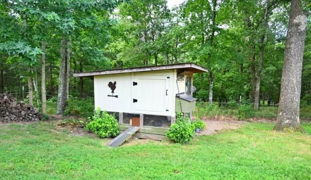 472 Beaver Drive, Trenton, GA 30752