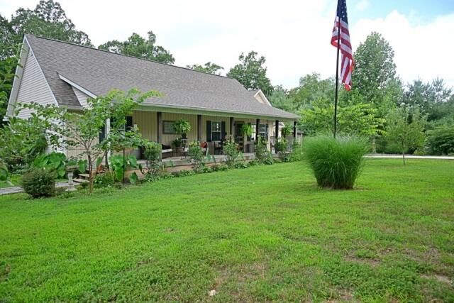 472 Beaver Drive, Trenton, GA 30752