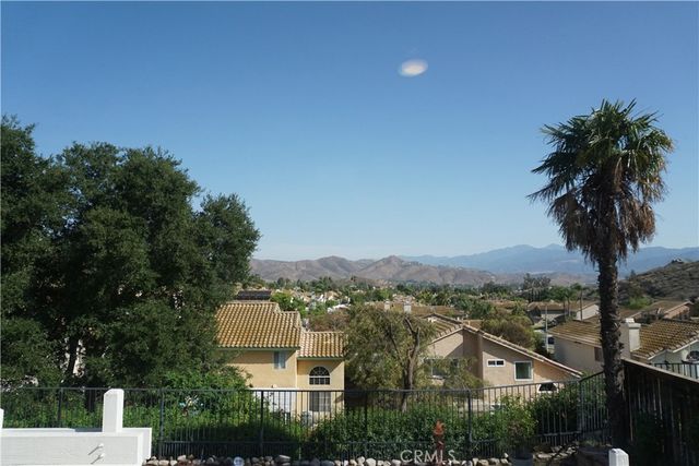 2622 Presidio Lane, Corona, CA 92879