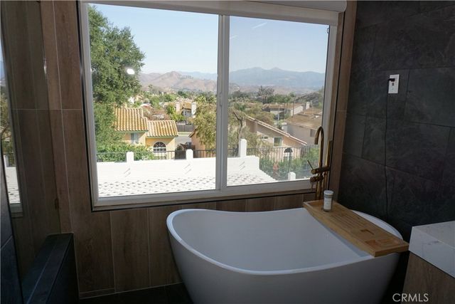 2622 Presidio Lane, Corona, CA 92879