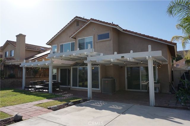 2622 Presidio Lane, Corona, CA 92879