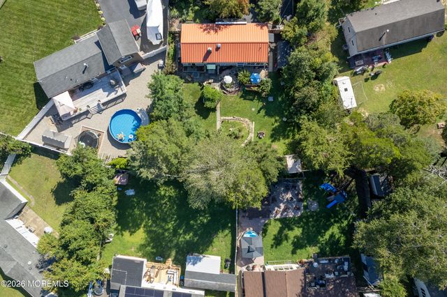 13 Lee Avenue, Bayville, NJ 08721
