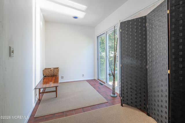 13 Lee Avenue, Bayville, NJ 08721
