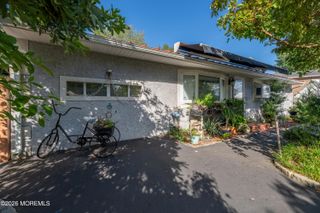 13 Lee Avenue, Bayville, NJ 08721