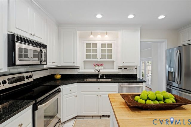 210 Hillwood Ave, Richmond, VA 23226