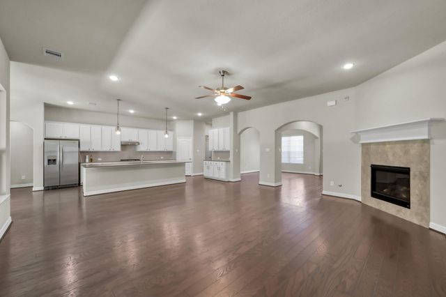 2051 Brookmont Drive, Conroe, TX 77301