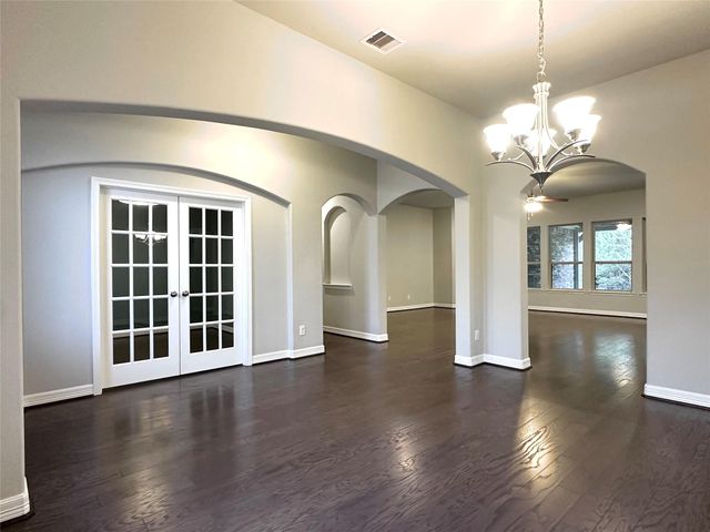 2051 Brookmont Drive, Conroe, TX 77301