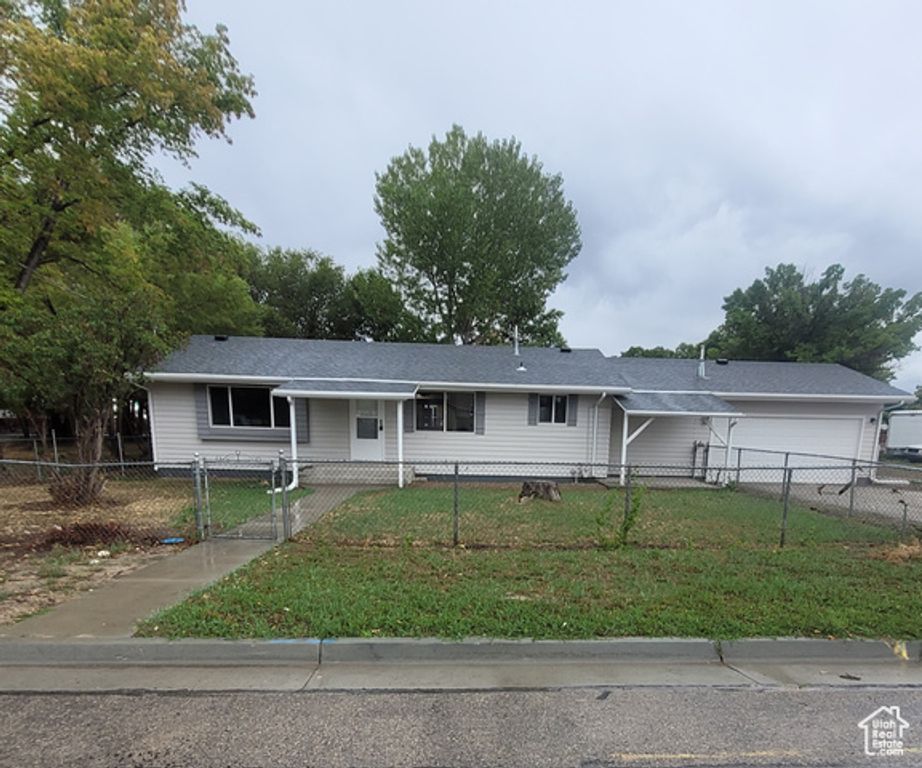 55 N 200 E, Wellington, UT 84542