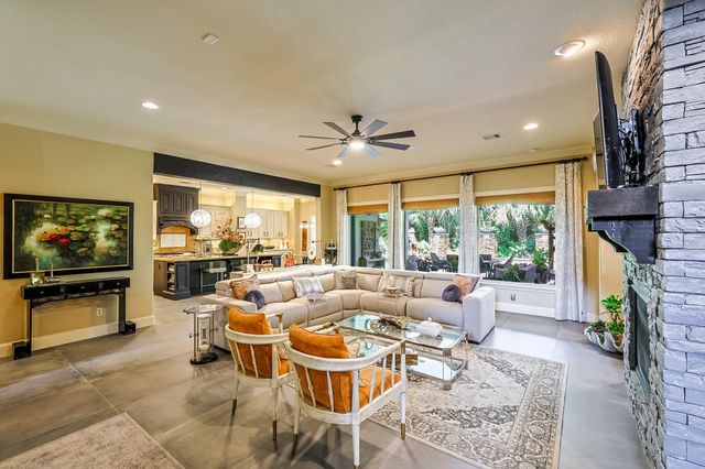 51 Lake Sterling Gate Drive, Spring, TX 77379