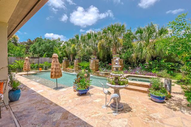 51 Lake Sterling Gate Drive, Spring, TX 77379