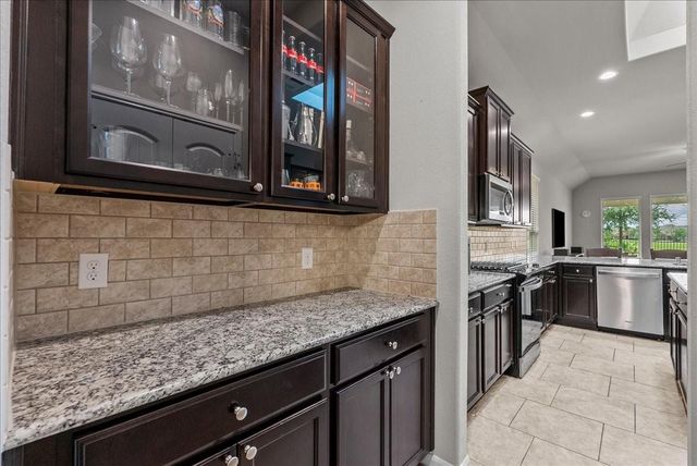 2731 Ahnya Lane, League City, TX 77573